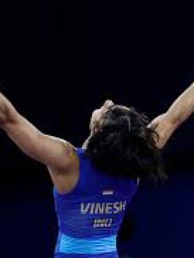 Vinesh Phogat in Olympics 2024 Final : गुजमन लोपेज को मात देकर फाइनल में किया प्रवेश, कल 11:23 पर गोल्ड मैडल के लिए होगी कोशिश |